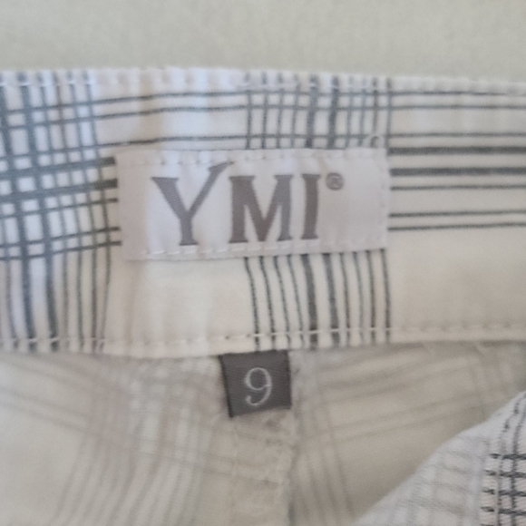 White with gray shorts - Picture 2 of 3